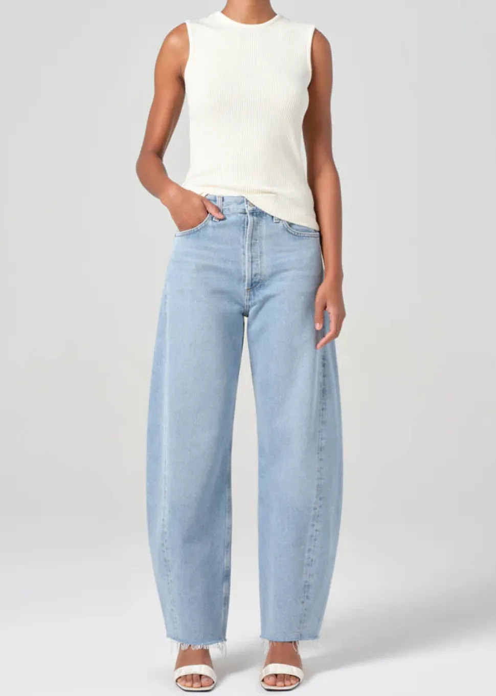 Luna Jean in Void