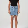 V-Waist Mini Skirt in Fairway